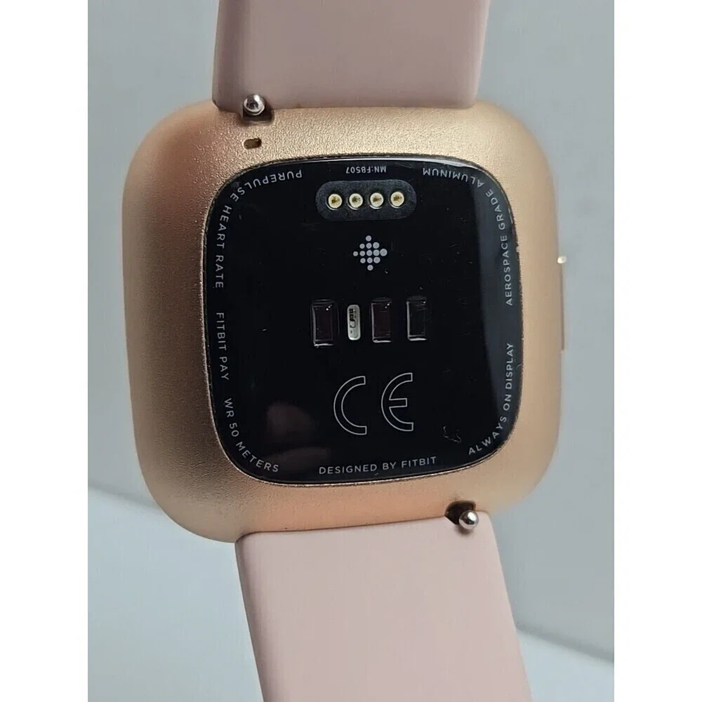 Fitbit Versa 2 Smartwatch Rose Gold 40mm Alexa WR50 Always On Display W/ Charger